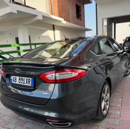 Tirane, shes FORD FUSION Benzin, automatik
