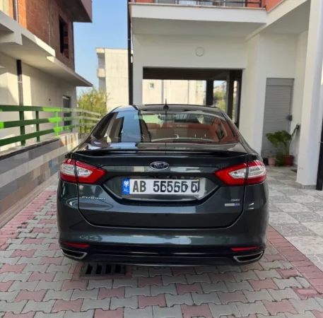 Tirane, shes FORD FUSION Benzin, automatik