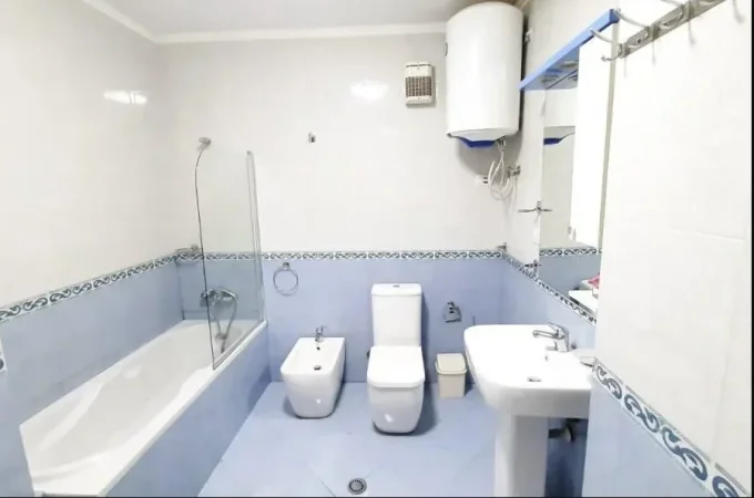 Tirane, jap me qera apartament 2+1+Ballkon Kati 3, 115 m² 650 € (Zogu i Zi)