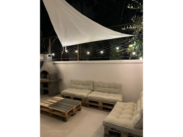 Tirane, jepet me qera apartament 2+1 Kati 1, 135 m² 650 € (Ali Demi)