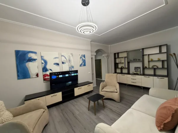Tirane, jepet me qera apartament 2+1 Kati 2, 112 m² 850 € (Rruga e Barrikadave)