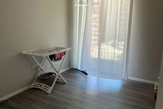 Tirane, jepet me qera apartament 2+1+Ballkon Kati 7, 90 m² 785 € (ASL 2)