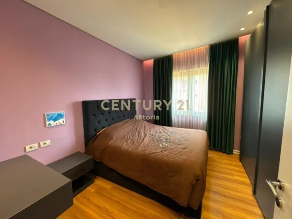 Tirane, jepet me qera apartament 1+1 Kati 2, 70 m² 600 € 