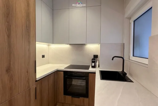 Tirane, shes apartament 1+1 Kati 7, 60 m² 135.000 € (Rruga Pasho Hysa)