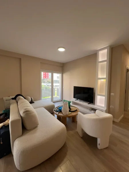 Tirane, jepet me qera apartament 2+1+Aneks+Ballkon Kati 2, 115 m² 1.500 € 