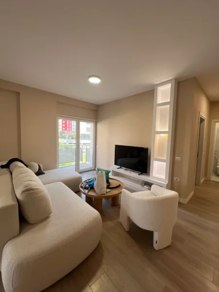 Tirane, jepet me qera apartament 2+1+Aneks+Ballkon Kati 2, 115 m² 1.500 € 