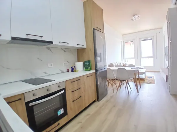 Tirane, jepet me qera apartament 1+1 Kati 7, 65 m² 500 € 