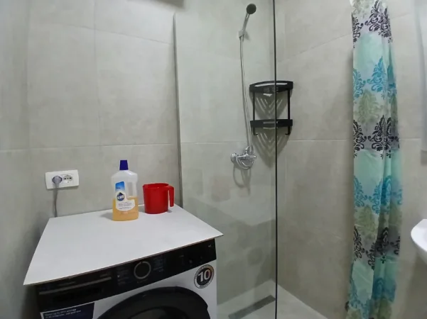 Tirane, jepet me qera apartament 1+1 Kati 7, 65 m² 500 € 