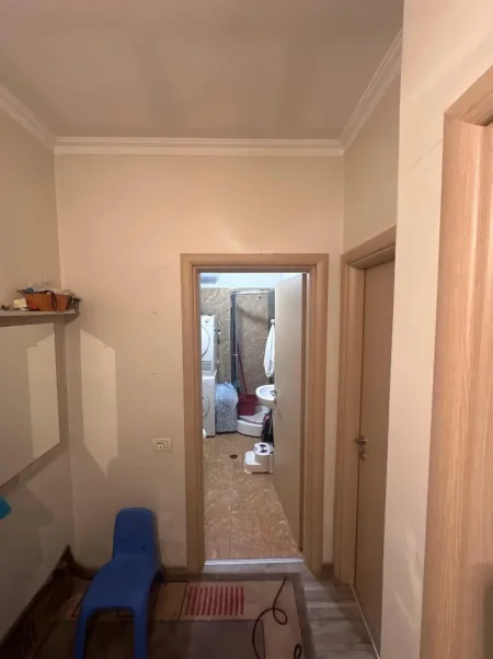 Tirane, jepet me qera apartament 1+1+Ballkon Kati 8, 68 m² 470 € (sokrat miho)