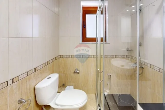 Tirane, jepet me qera apartament 1+1 , 60 m² 600 € 