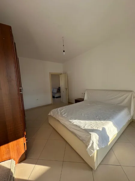 Tirane, jepet me qera apartament 2+1 Kati 7, 70 m² 450 € (Astir)