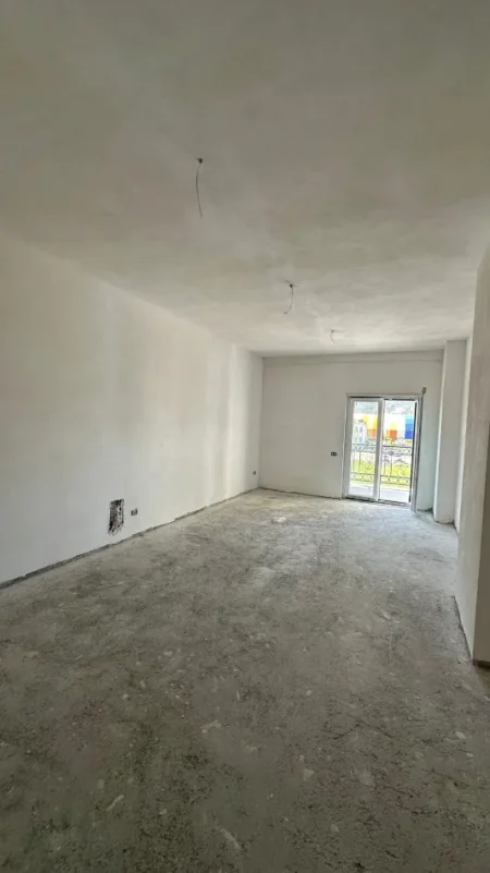 Tirane, shitet apartament 2+1+Ballkon Kati 1, 124 m² 223.540 € (TEG)