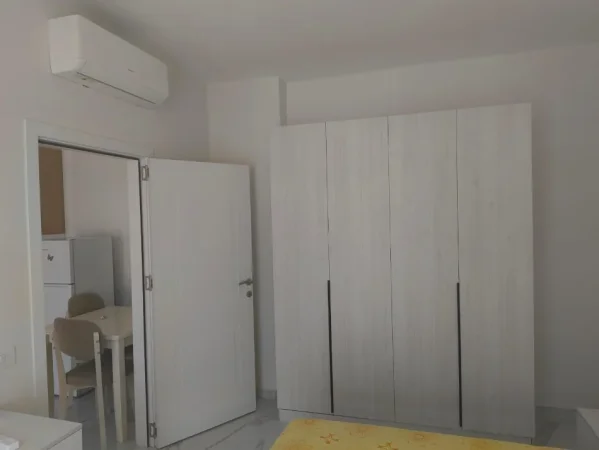 Tirane, jepet me qera apartament 1+1 Kati 7, 60 m² 500 € 