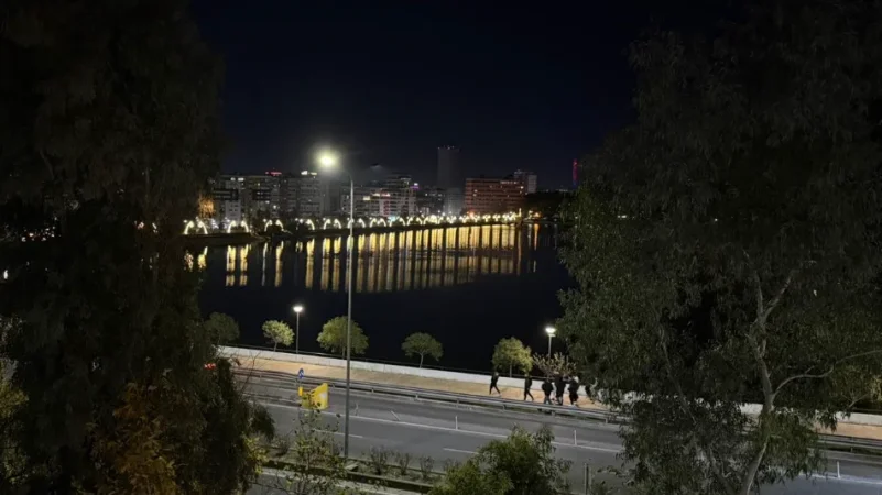 Tirane, jepet me qera apartament 2+1+Ballkon Kati 3, 130 m² 1.300 € (Liqeni Artificial)