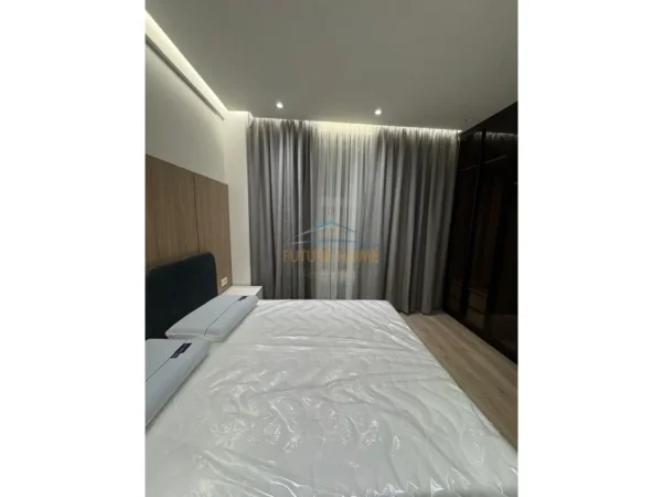 Tirane, jepet me qera apartament Kati 1, 112 m² 1.500 €