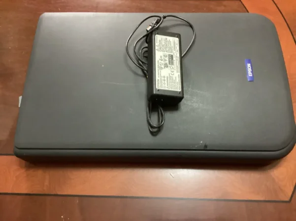 Fier, shes Shes Printer, skaner, Monitor, fshese me korrent