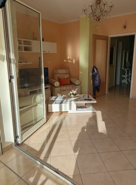 Durres, shes apartament 2+1+Aneks+Ballkon Kati 5, 106 m² (Rruga Taulantia)