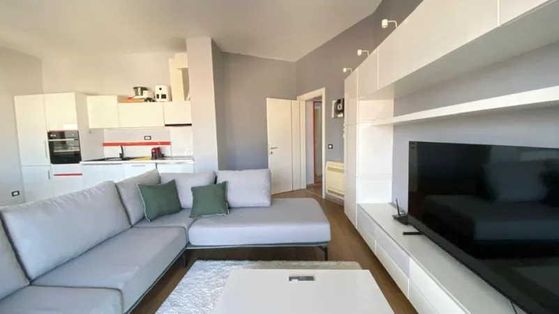 Tirane, jepet me qera apartament 2+1 Kati 3, 100 m² 1.000 € 