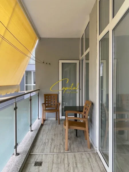 Tirane, jepet me qera apartament 1+1 Kati 2, 60 m² 650 € (KOMUNA E PARISIT)