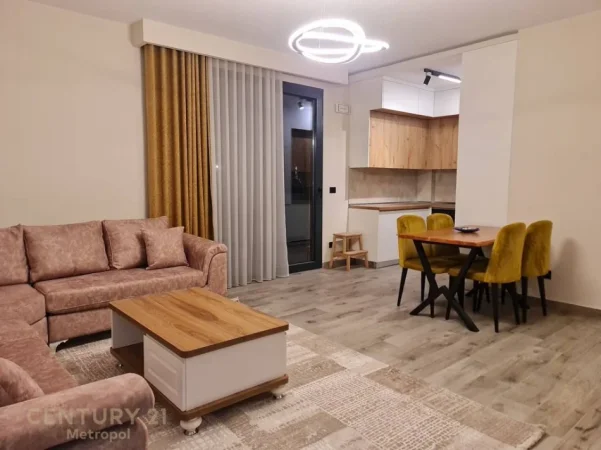 Tirane, jepet me qera apartament 1+1+Aneks+Ballkon Kati 1, 80 m² 800 € 