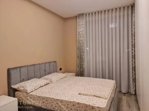 Tirane, jepet me qera apartament 1+1+Aneks+Ballkon Kati 1, 80 m² 800 € 