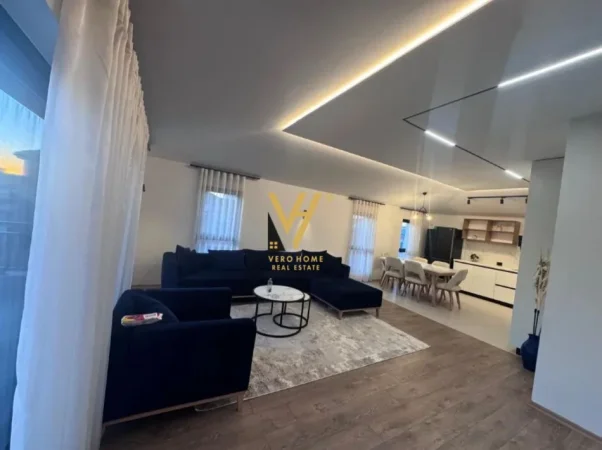 Tirane, jepet me qera apartament 2+1+Ballkon Kati 3, 118 m² 1.000 € (LAPRAKE)