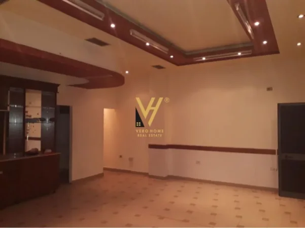 Tirane, shitet dyqan Kati 0, 46 m² 120.000 € (QYTET STUDENTI)