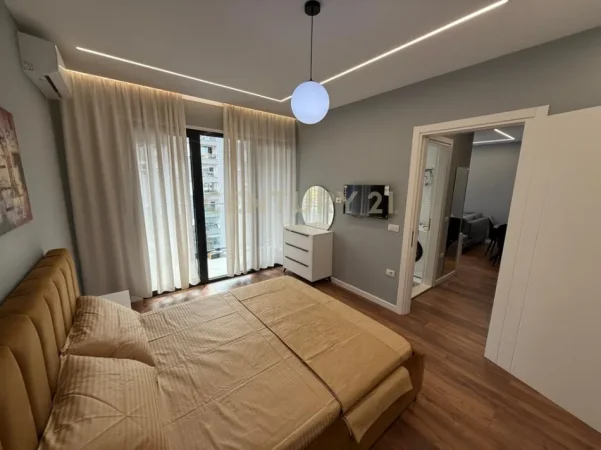 Tirane, jepet me qera apartament 1+1+Aneks+Ballkon Kati 5, 66 m² 700 € (FIORI DI BOSKO)