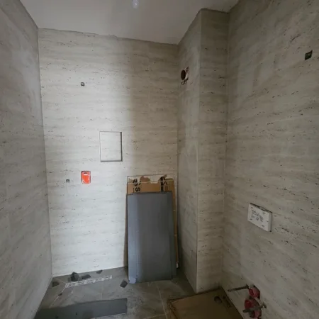 Tirane, shitet apartament 2+1+Ballkon , 95 m² 125.000 € (Tirana Entry Sheshi Shqiponja)