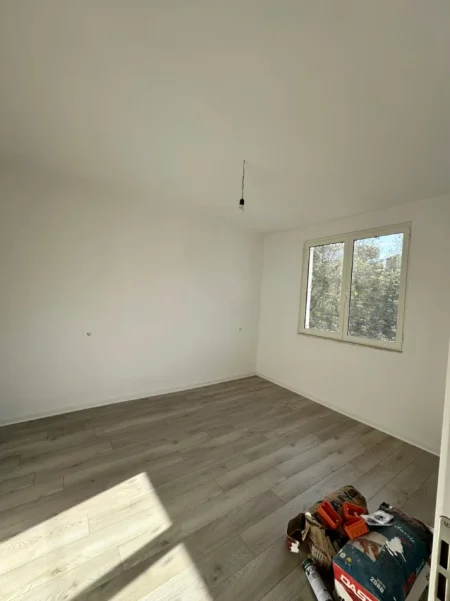 Durres, shitet apartament 2+1 Kati 3, 75 m² 85.000 € (Çezma e Ferrës)