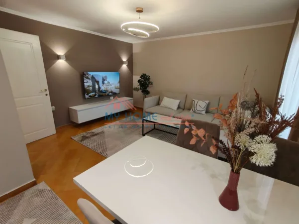 Tirane, shitet apartament 1+1+Ballkon Kati 4, 64 m² 150.000 € (Rruga e Dibres)
