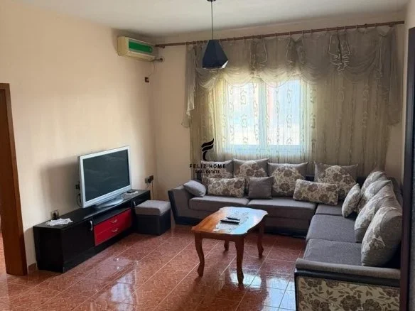 Tirane, jepet me qera apartament 2+1 Kati 2, 110 m² 400 € (JORDAN MISJA)