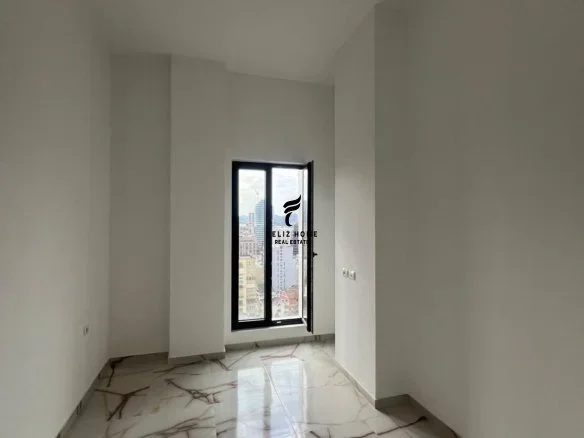 Tirane, jepet me qera zyre Kati 13, 106 m² 1.000 € (RRUGA E BARRIKADAVE)