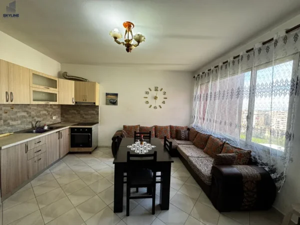 Tirane, jepet me qera apartament 1+1 Kati 8, 65 m² 350 € (Astir)