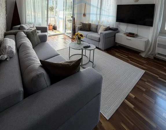 Tirane, shitet apartament 2+1 Kati 1, 106 m² 160.000 € (Fresku)