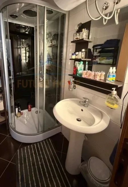 Tirane, shitet apartament 2+1 Kati 1, 106 m² 160.000 € (Fresku)