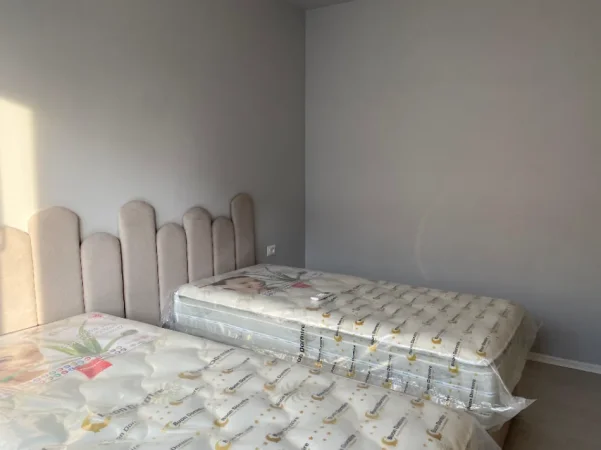 Tirane, jepet me qera apartament 2+1 Kati 6, 100 m² 700 € (RIVER REZIDENCE)