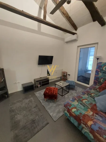 Tirane, jepet me qera Vile 1 Katshe Kati 0, 120 m² 1.200 € (BLLOK)