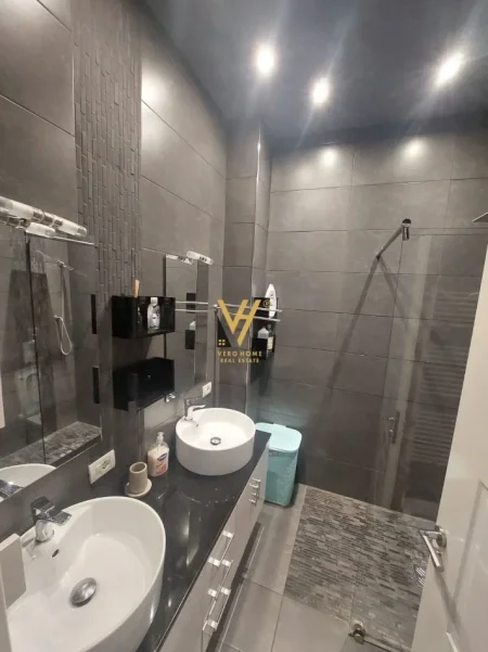 Tirane, jepet me qera Vile 1 Katshe Kati 0, 120 m² 1.200 € (BLLOK)