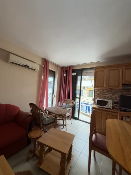 Durres, shitet apartament 1+1+Ballkon Kati 3, 75 m² 70.000 € (Golem)