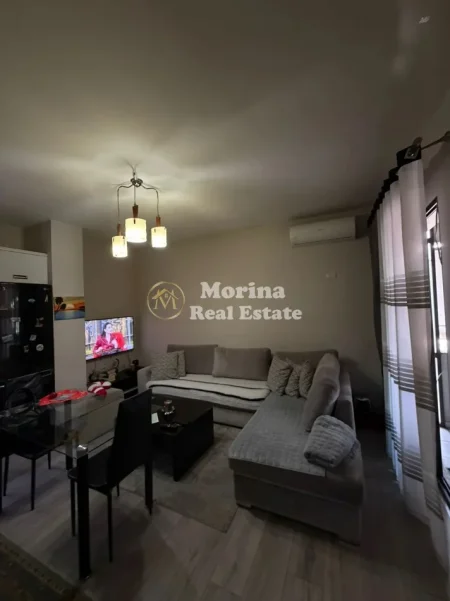 Tirane, jepet me qera apartament 1+1 Kati 4, 70 m² 500 € (Casa Italia)