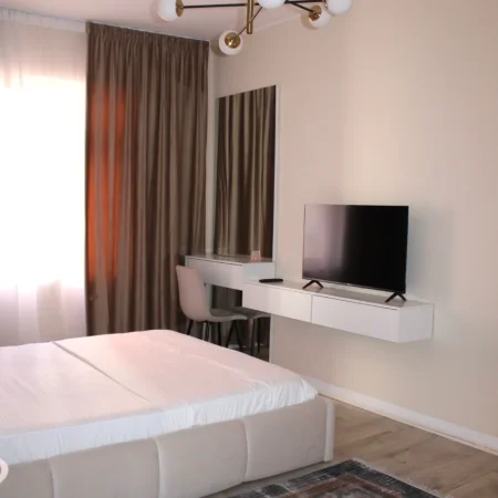 Tirane, jepet me qera apartament 2+1+Ballkon , 70 m² 1.100 € (Blloku)