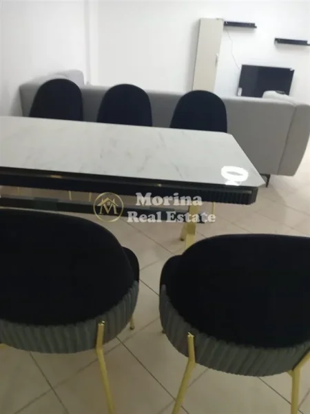 Tirane, jepet me qera apartament 2+1 Kati 4, 110 m² 600 € (Rruga Kavajes)