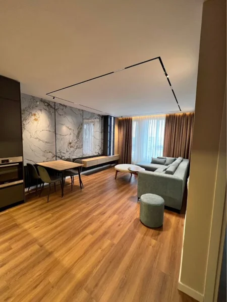 Tirane, jepet me qera apartament 1+1 Kati 7, 70 m² 700 € (RRUGA JORDAN MISJA)