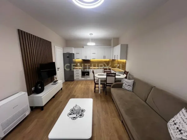 Tirane, jepet me qera apartament Kati 3, 64 m² 550 € (5 Maji)