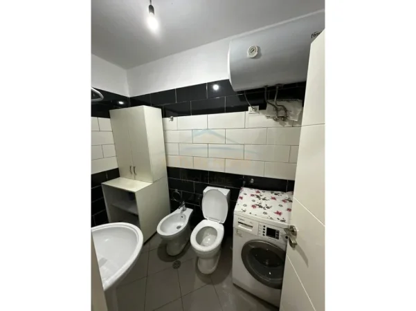 Tirane, shitet apartament 2+1 Kati 7, 105 m² 139.000 € (Fresk)