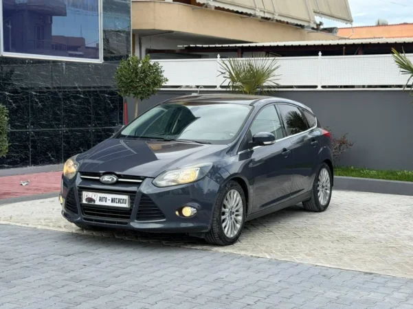 Fier, shes makine FORD FOCUS-1.6 DIESEL-2011-MANUAL 6 MARSHA-XHAMA TE ZINJ Benzin+Gaz, gri e erret manuale Klima 285.000 km 4.200 €