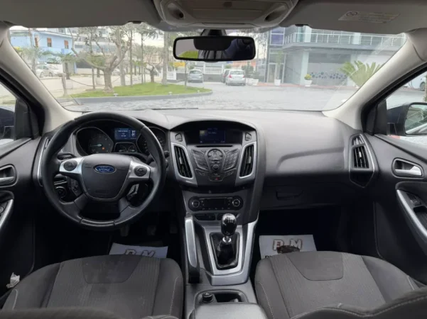 Fier, shes makine FORD FOCUS-1.6 DIESEL-2011-MANUAL 6 MARSHA-XHAMA TE ZINJ Benzin+Gaz, gri e erret manuale Klima 285.000 km 4.200 €