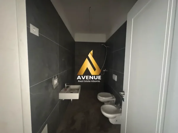 Tirane, shitet apartament 3+1+Ballkon Kati 2, 147 m² 272.700 € (Rruga Filip Jano) Bulevardi i Ri
