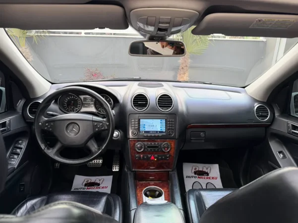 Fier, shes makine MERCEDES BENZ ML6.3 AMG/// BENZIN-2008-FULL-NDERROHET Benzin, gri metalizato automatik Klima 105.000 km 11.500 €